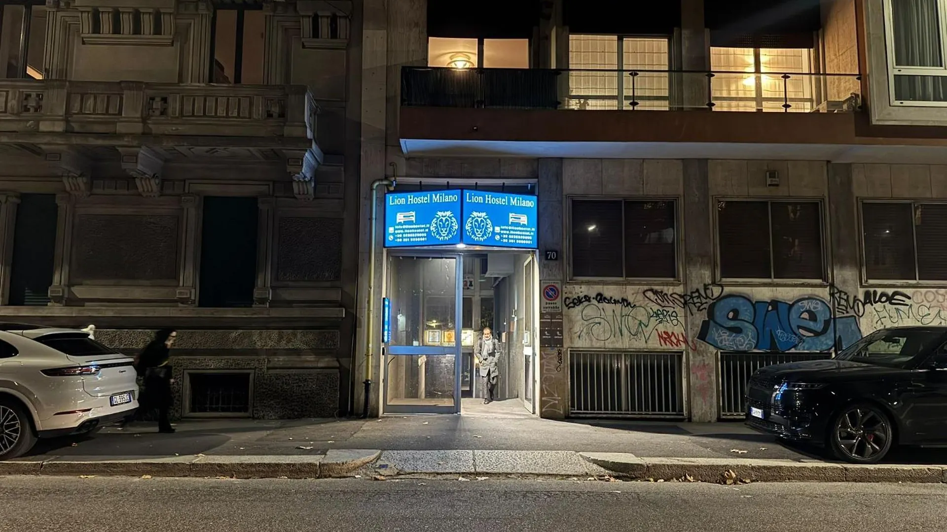 Lion University&Youth Hostel Milano 2 contacts