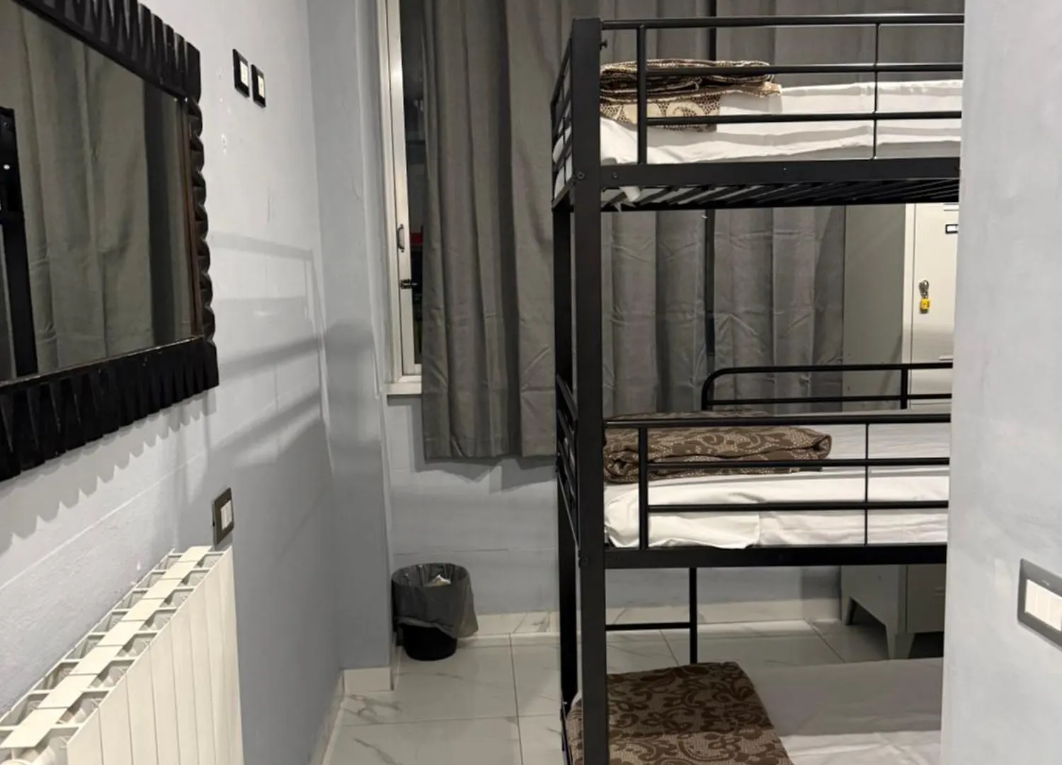 Guest house Lion University&Youth Hostel Milano 2