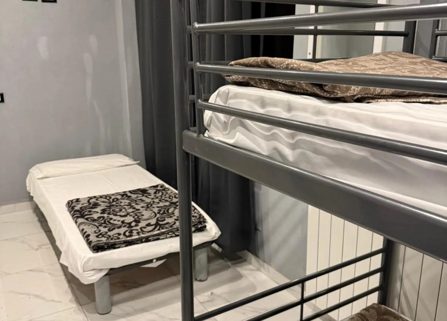 Lion University&Youth Hostel Milano 2 0*, Milan Italy