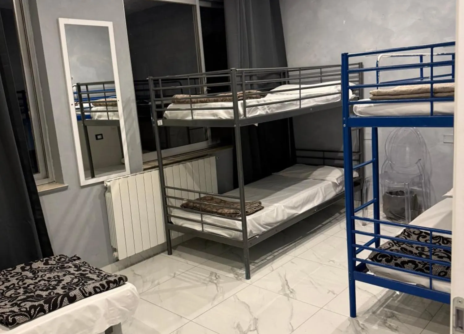 Lion University&Youth Hostel Milano 2 Guest house Milan