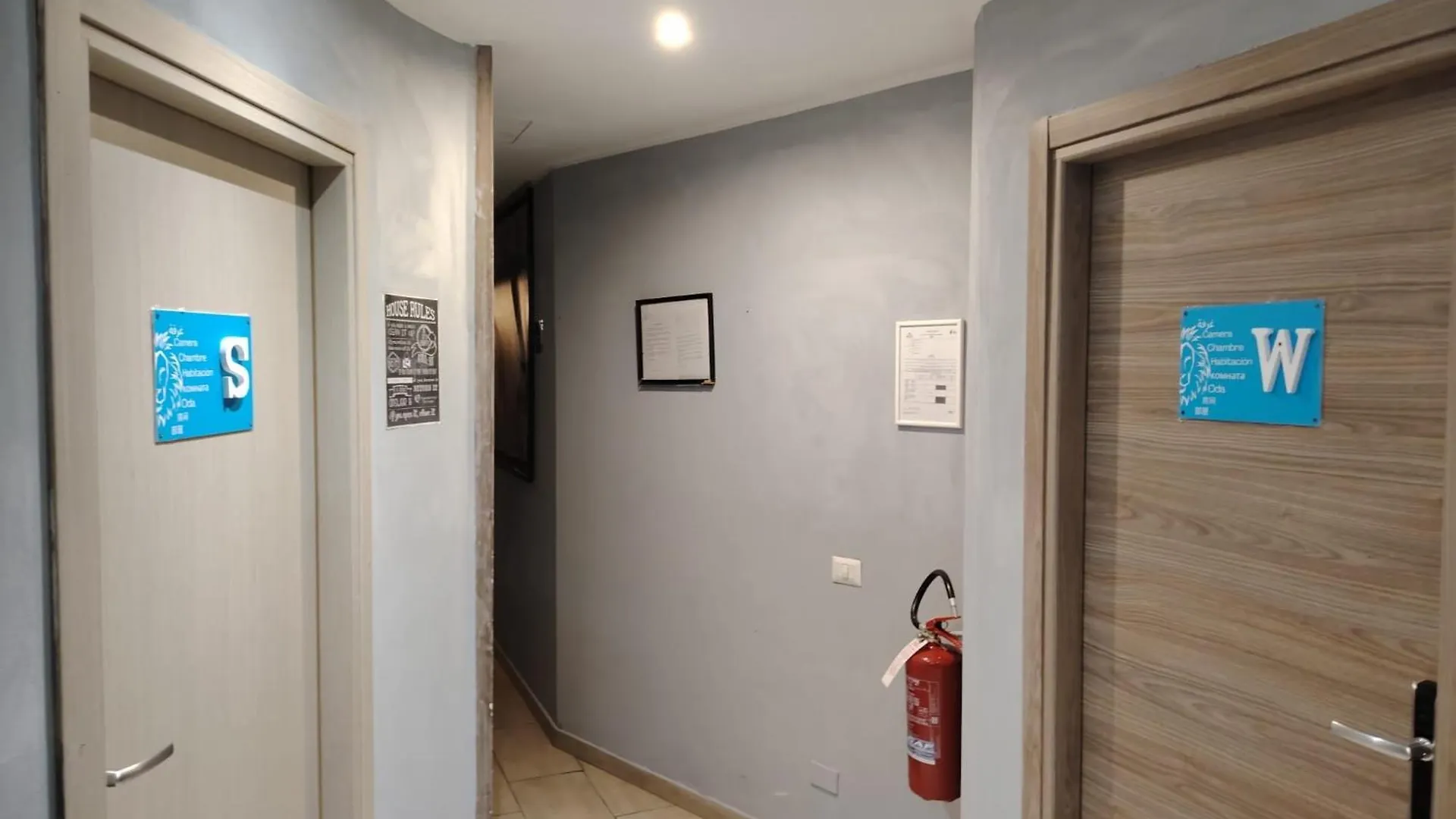 Guest house Lion University&Youth Hostel Milano 2 Italy
